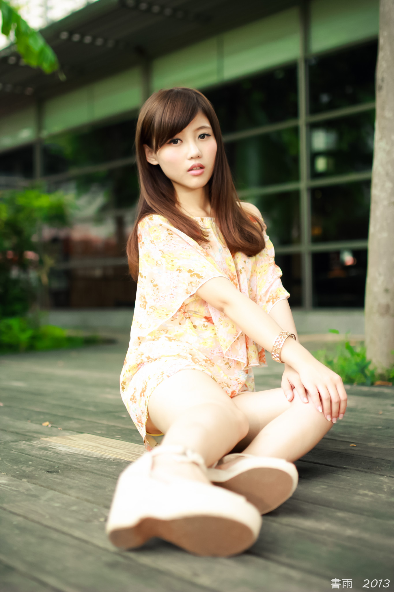 [Beautyleg番外篇]2013-09-14 敏敏国美馆外拍 2